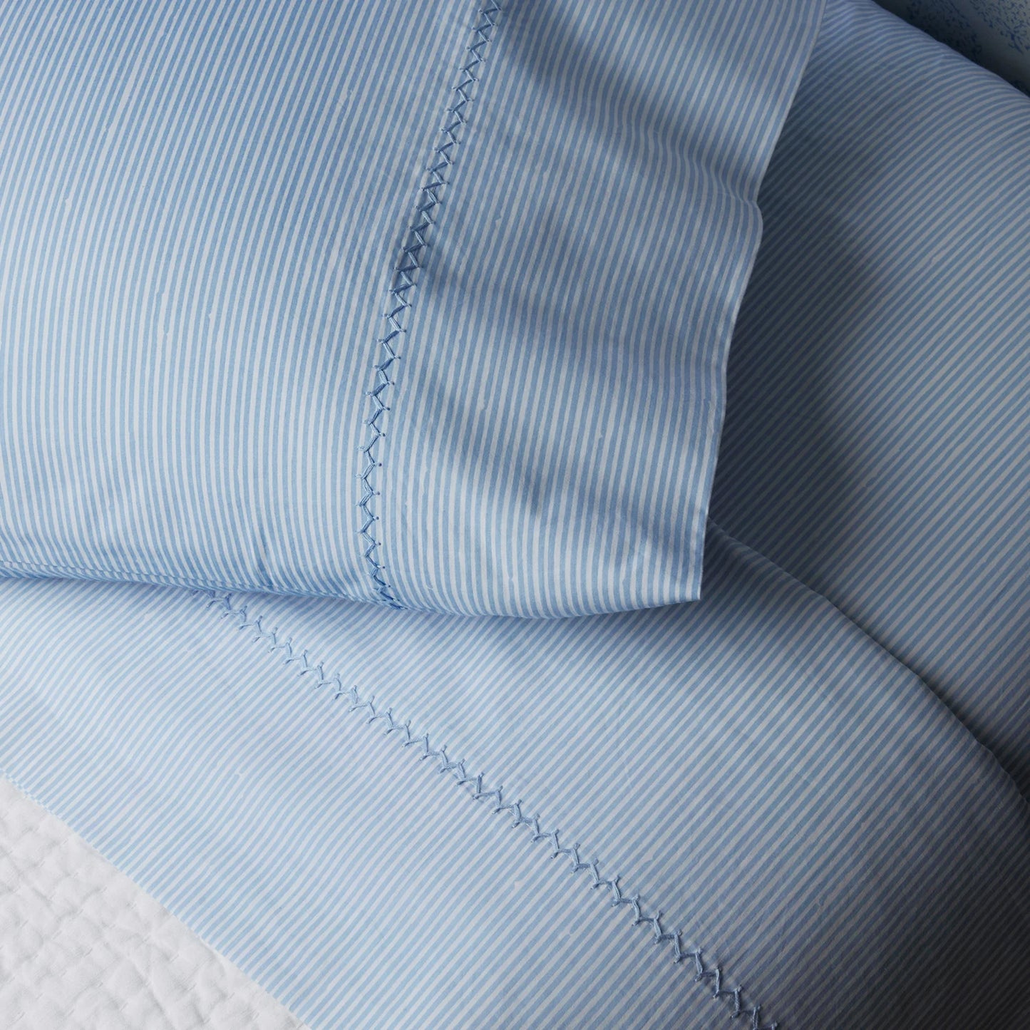 Nandi Lt. Indigo Sheet Set