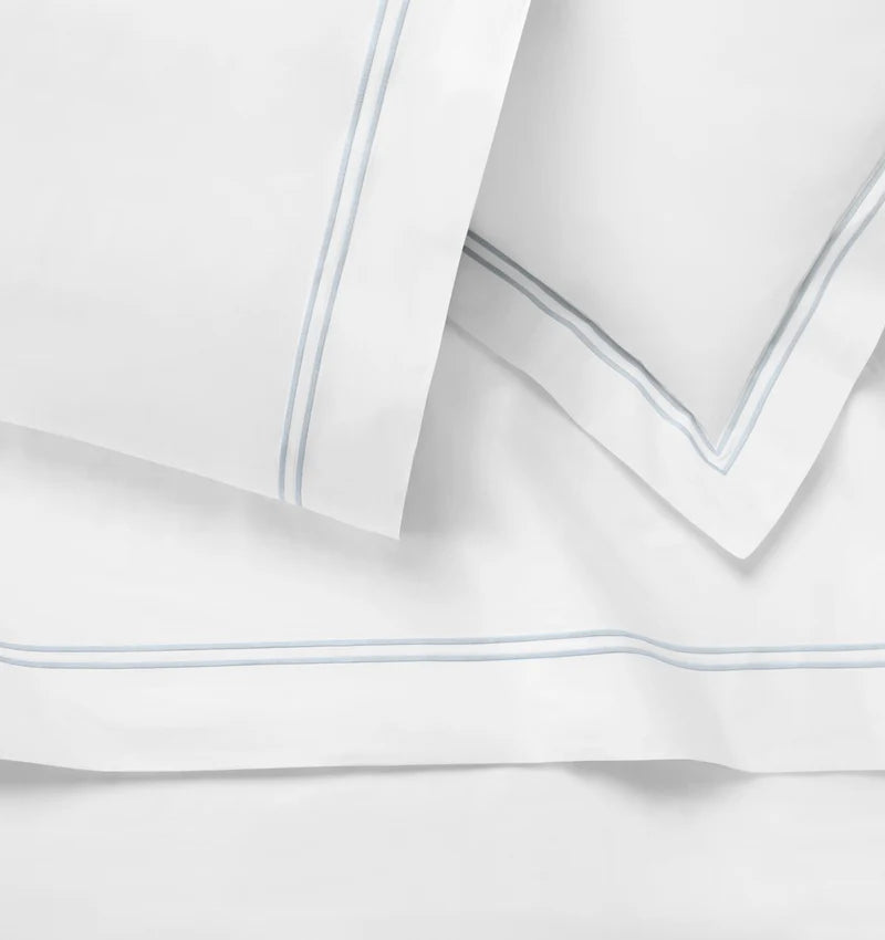 Grande Hotel king flat sheet white/blue