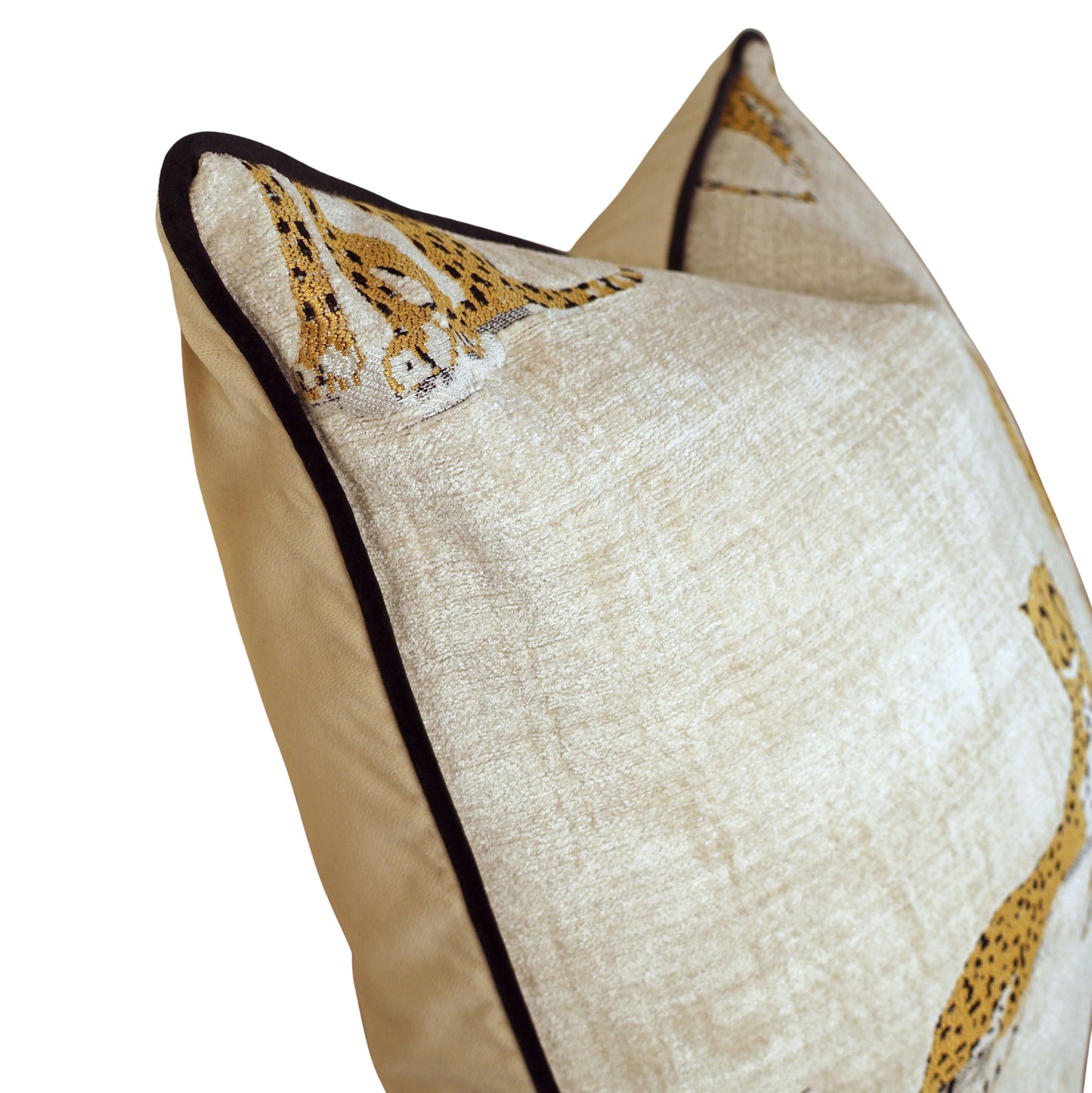 Tabbytha Ivory, 22" pillow